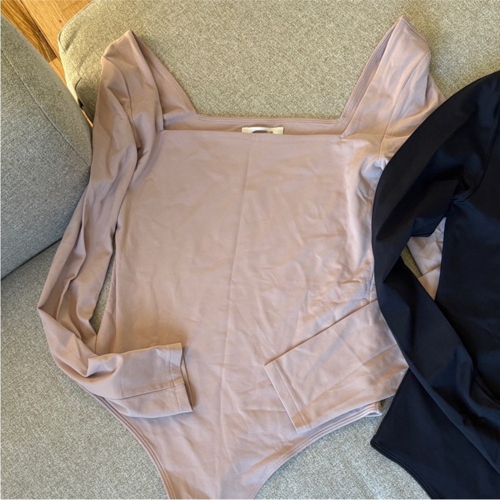 Aritzia Dusty Pink Long Sleeve Squareneck Bodysuit, new without tags